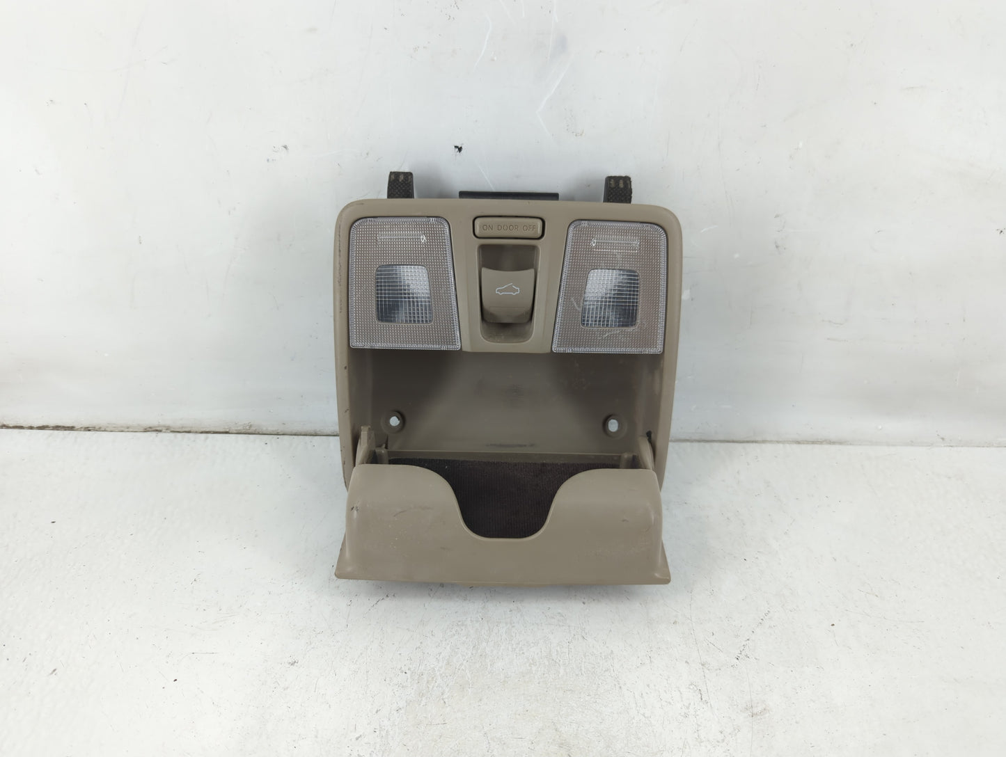 2016 Hyundai Elantra Overhead Roof Console - Oemusedautoparts1.com