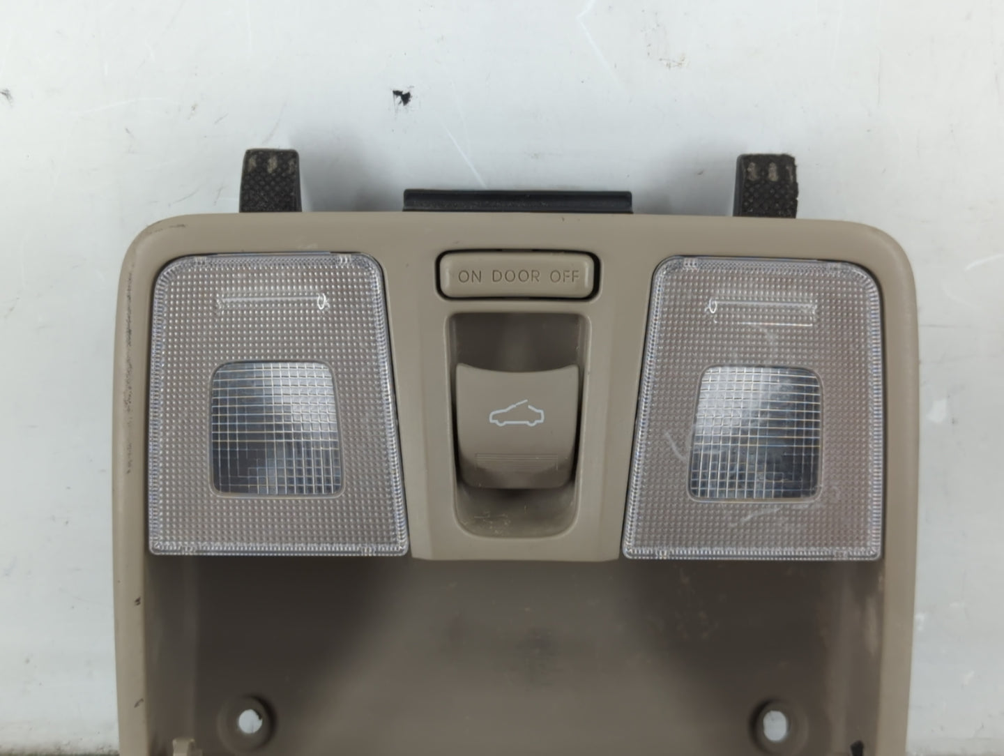 2016 Hyundai Elantra Overhead Roof Console - Oemusedautoparts1.com
