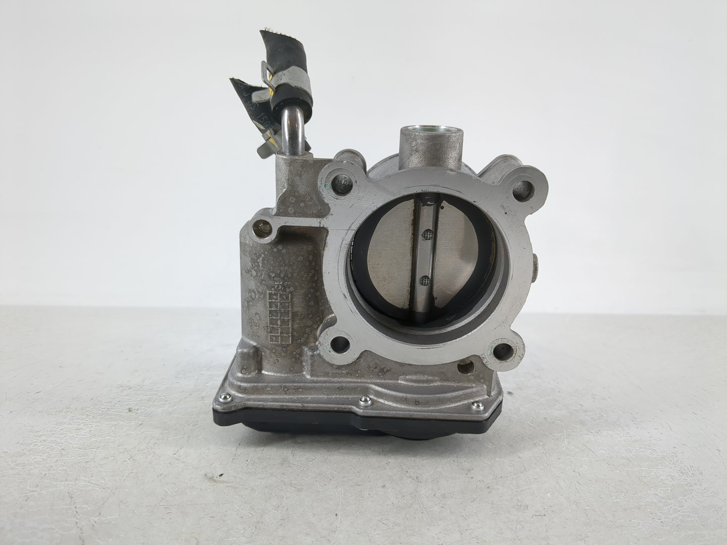 2011-2020 Hyundai Elantra Throttle Body P/N:35100-2E000 Fits Fits 2011 2012 2013 2014 2015 2016 2017 2018 2019 2020 2021 OEM
