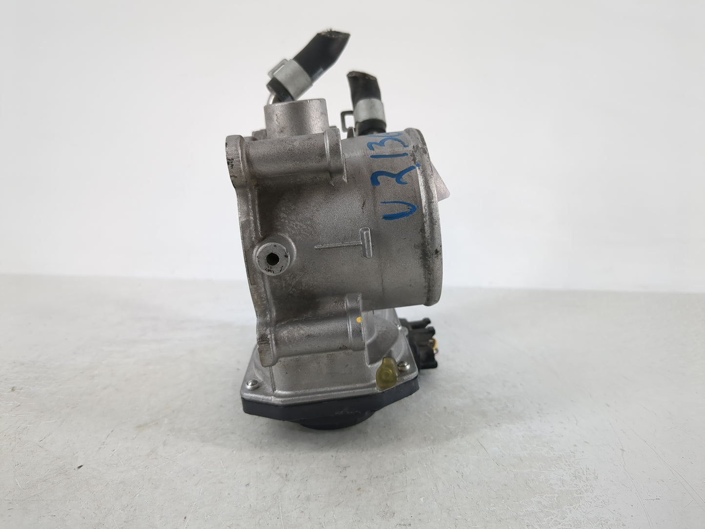 2011-2020 Hyundai Elantra Throttle Body P/N:35100-2E000 Fits Fits 2011 2012 2013 2014 2015 2016 2017 2018 2019 2020 2021 OEM