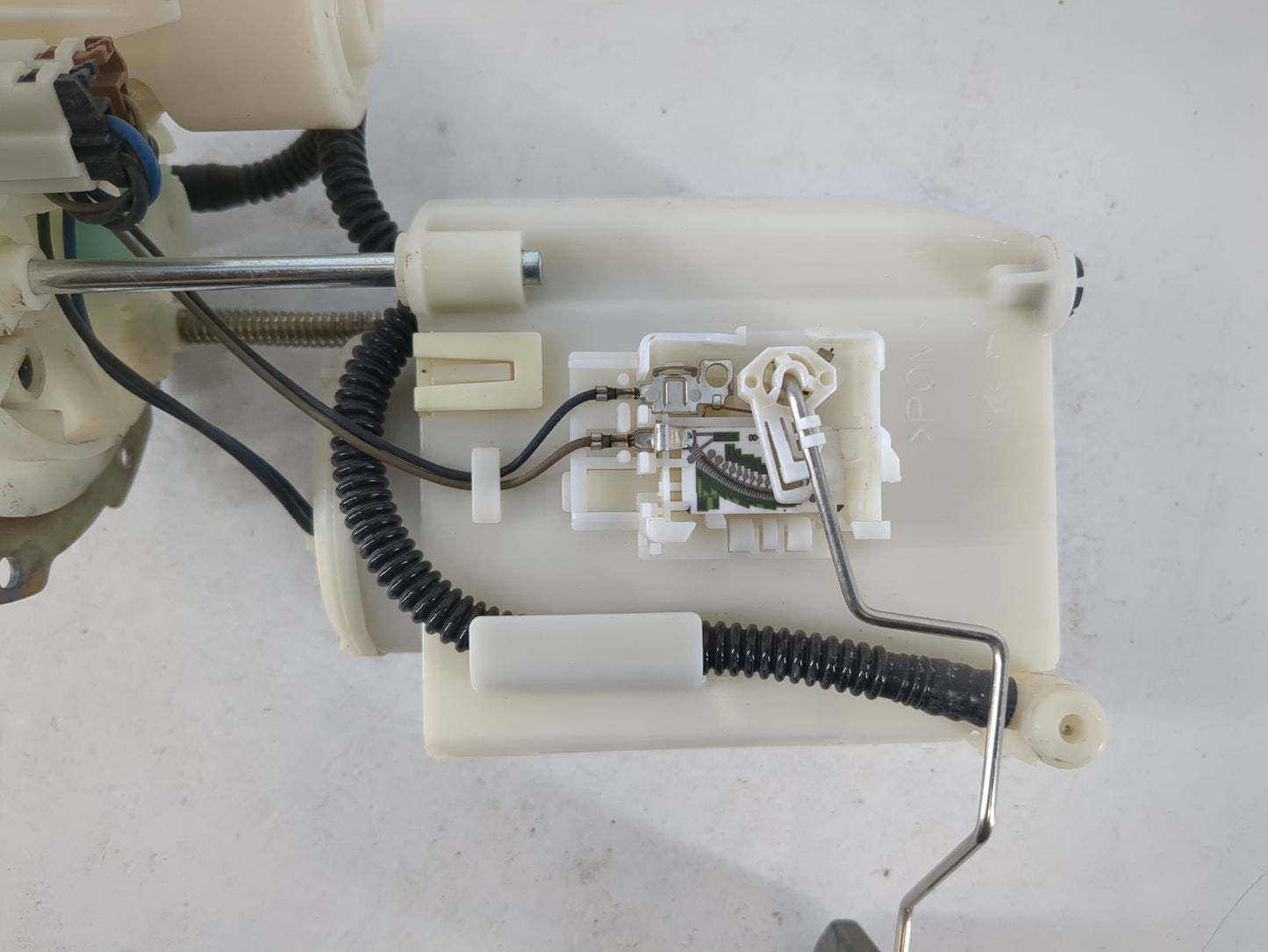 2014-2016 Hyundai Elantra Electrical Gas Fuel Pump Assembly - Oemusedautoparts1.com