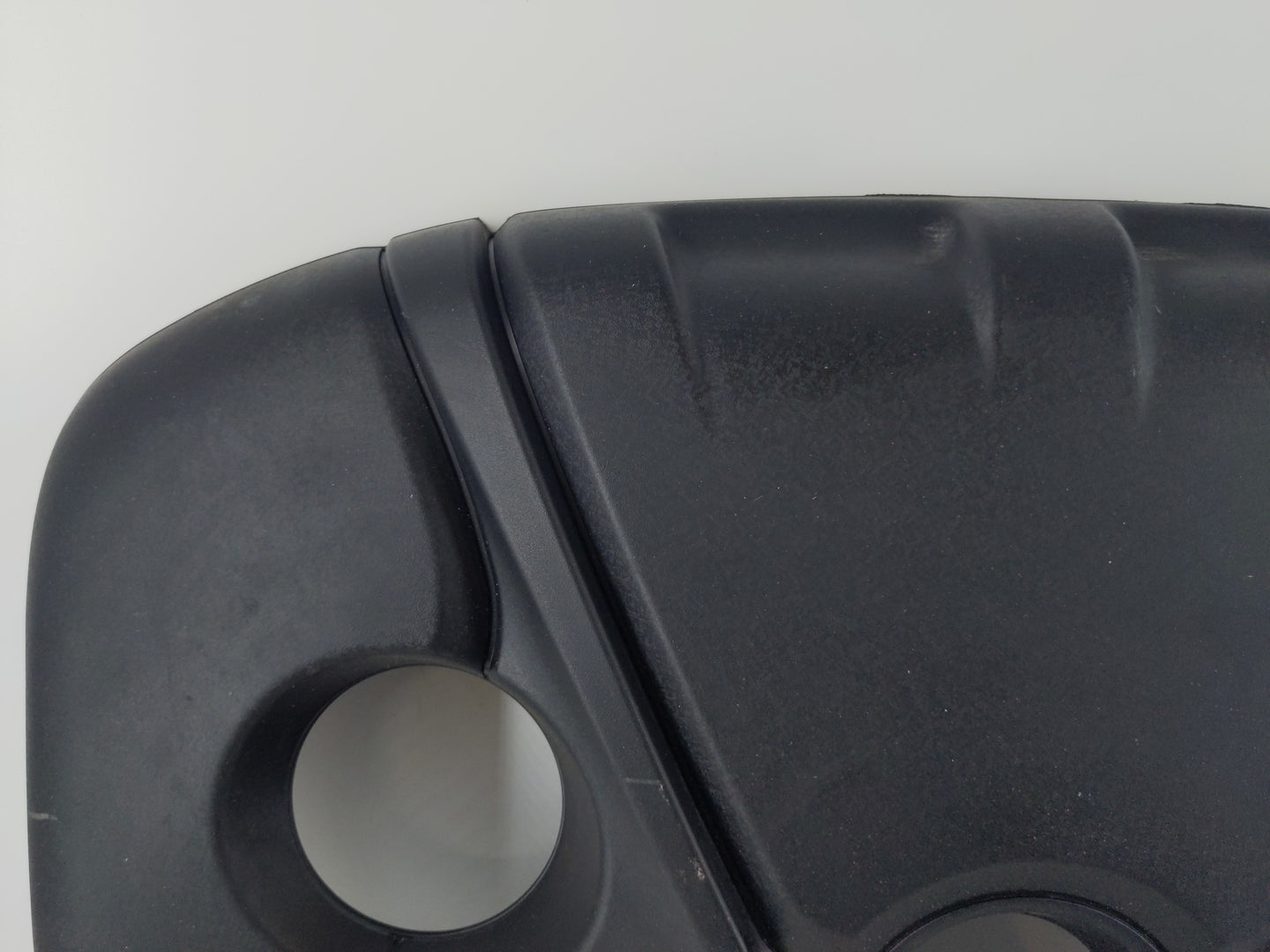 2016 Hyundai Elantra Engine Cover - Oemusedautoparts1.com