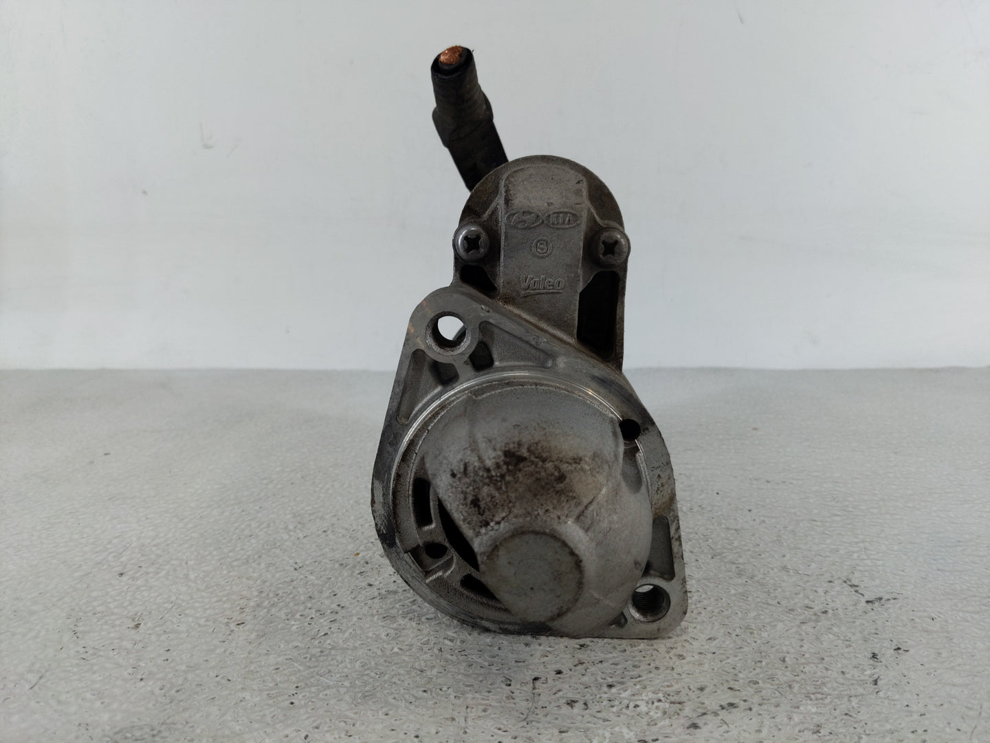 2016-2018 Hyundai Elantra Car Starter Motor Solenoid OEM P/N:1210405 36100-2E131 Fits Fits 2016 2017 2018 OEM Used Auto Part