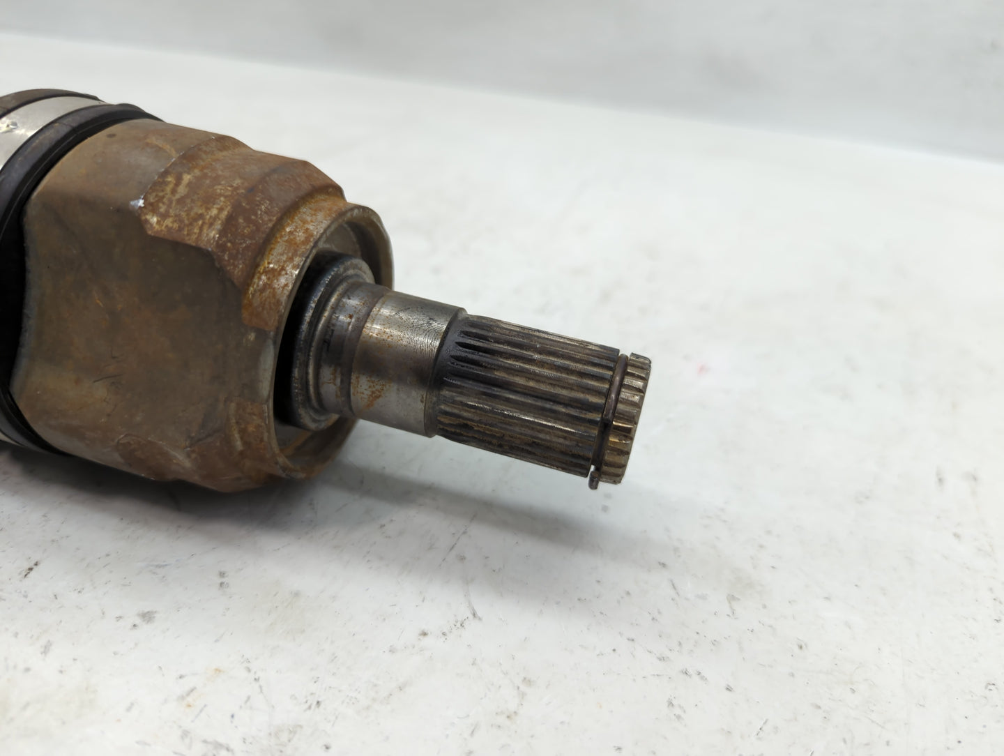 2011-2016 Hyundai Elantra Axle Shaft Front Driver Cv C/v - Oemusedautoparts1.com