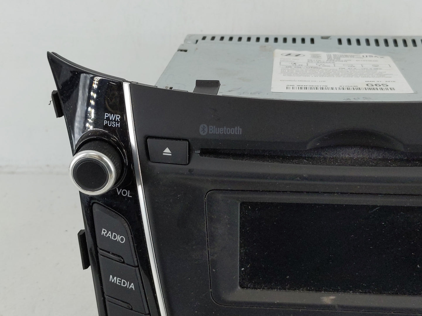 2016-2017 Hyundai Elantra Radio AM FM Cd Player Receiver Replacement P/N:96170-A5260GU Fits Fits 2016 2017 OEM Used Auto Par