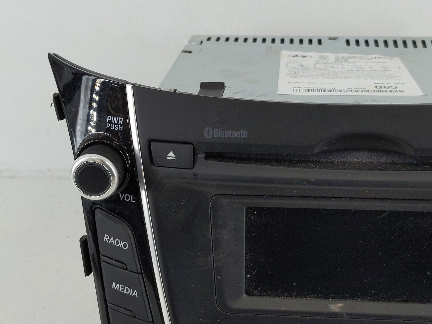 2016-2017 Hyundai Elantra Radio AM FM Cd Player Receiver Replacement P/N:96170-A5260GU Fits Fits 2016 2017 OEM Used Auto Par