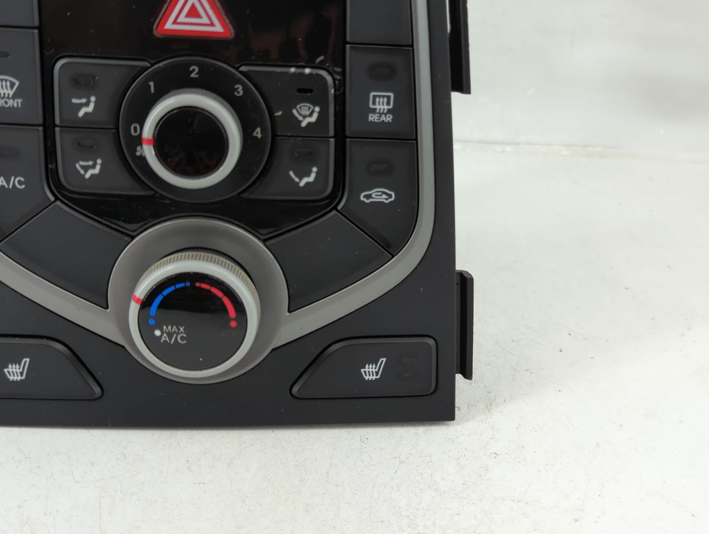 2014-2016 Hyundai Elantra Climate Control Module Temperature AC/Heater Replacement P/N:97250-3XCD1 Fits Fits 2014 2015 2016 