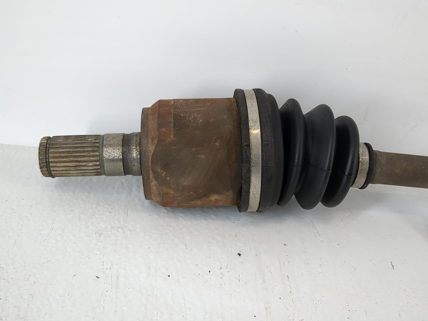 2011-2016 Hyundai Elantra Axle Shaft Front Driver Cv C/v - Oemusedautoparts1.com