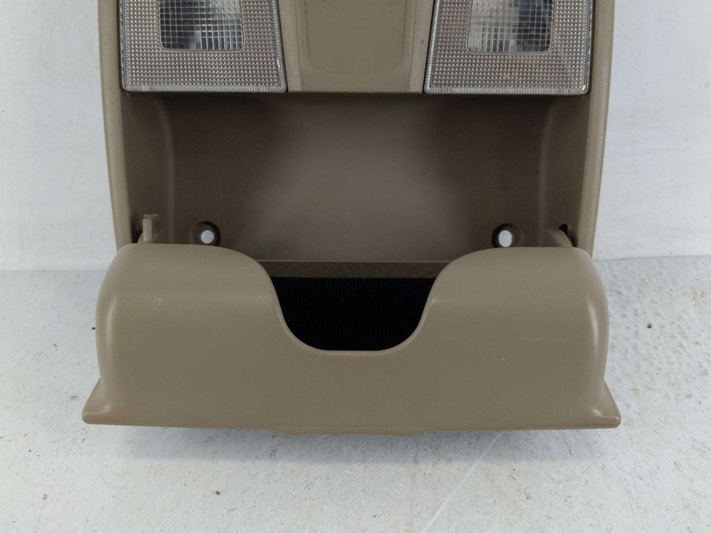 2016 Hyundai Elantra Overhead Roof Console - Oemusedautoparts1.com
