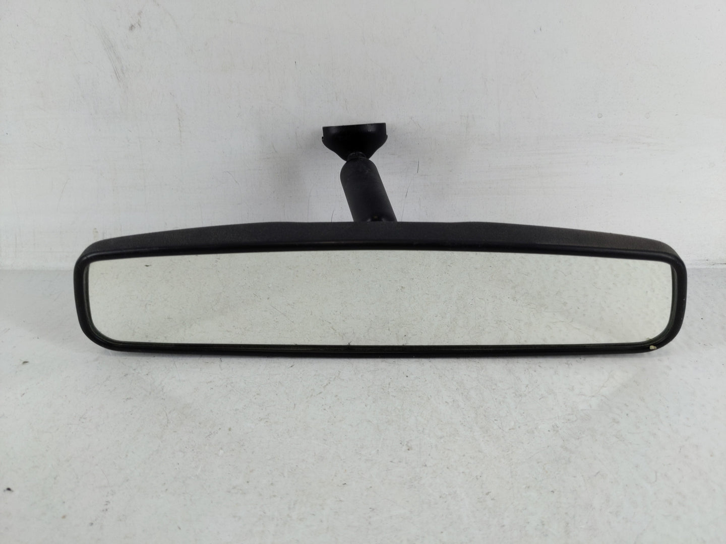 2013-2020 Hyundai Elantra Interior Rear View Mirror Replacement OEM P/N:E8011083 Fits OEM Used Auto Parts - Oemusedautoparts