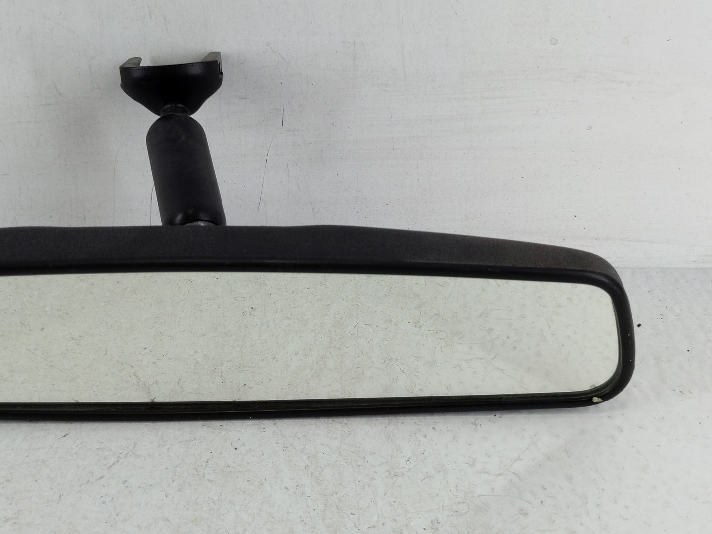 2013-2020 Hyundai Elantra Interior Rear View Mirror Replacement OEM P/N:E8011083 Fits OEM Used Auto Parts - Oemusedautoparts