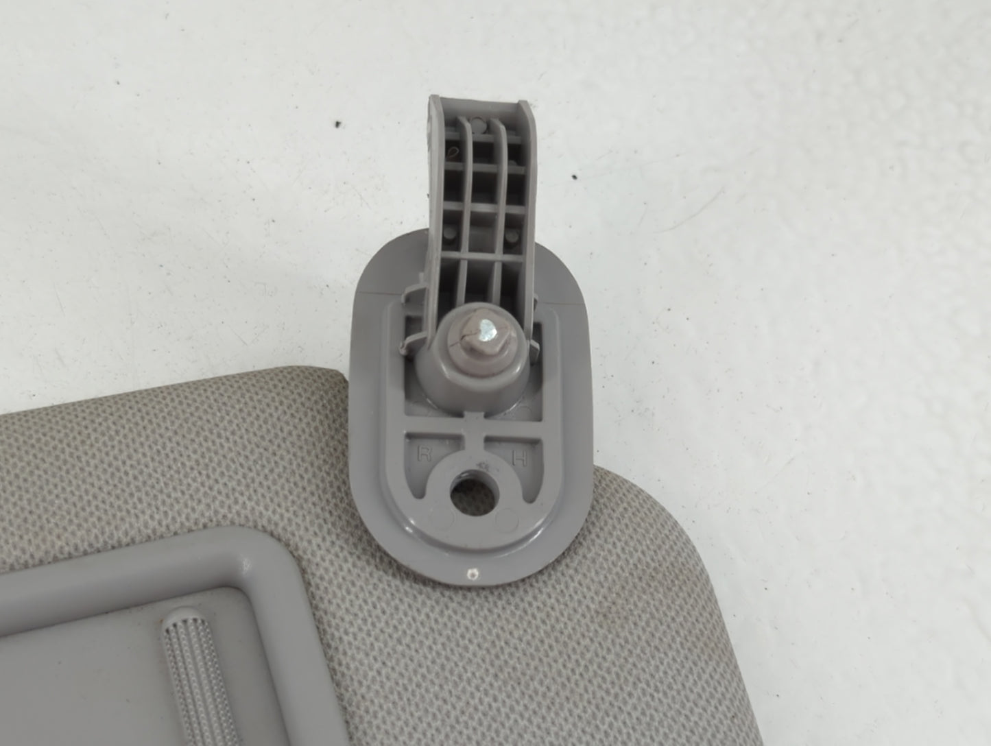 2014-2016 Hyundai Elantra Sun Visor Shade Replacement Passenger Right Mirror Fits Fits 2014 2015 2016 OEM Used Auto Parts - 