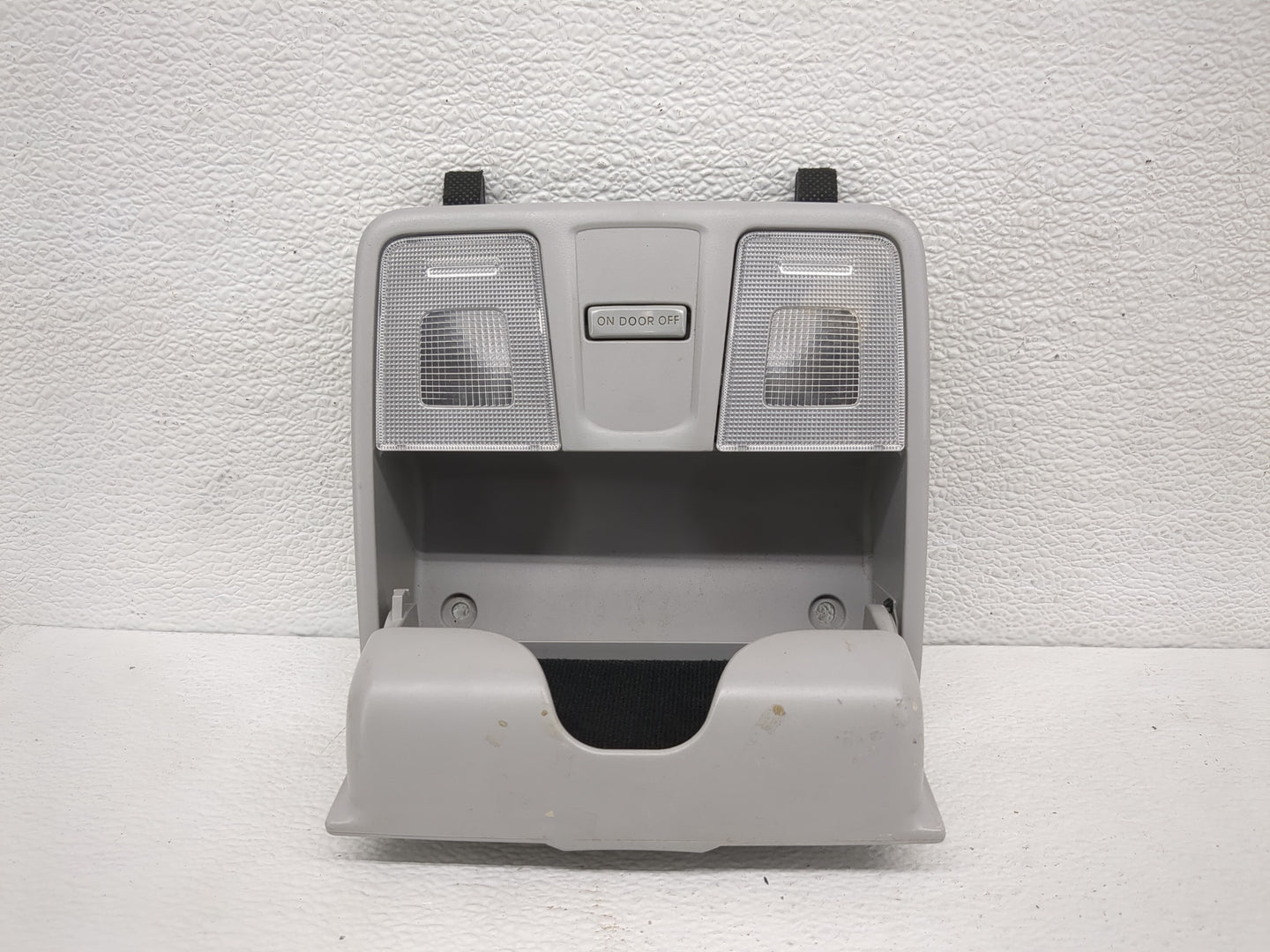 2016 Hyundai Elantra Overhead Roof Console - Oemusedautoparts1.com