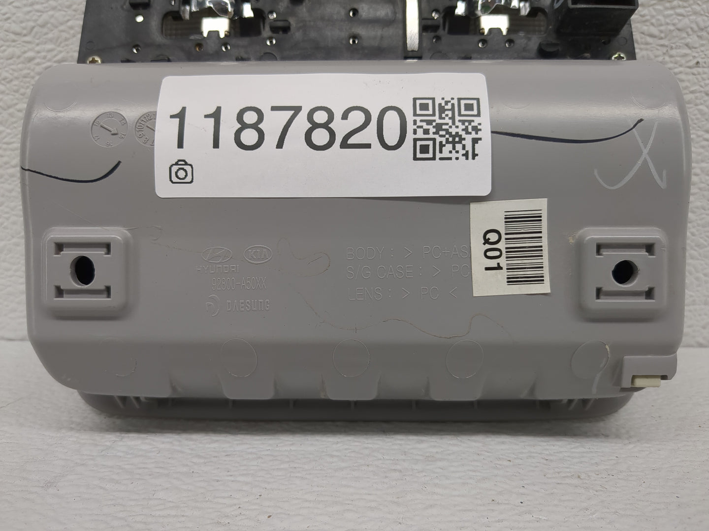2016 Hyundai Elantra Overhead Roof Console - Oemusedautoparts1.com
