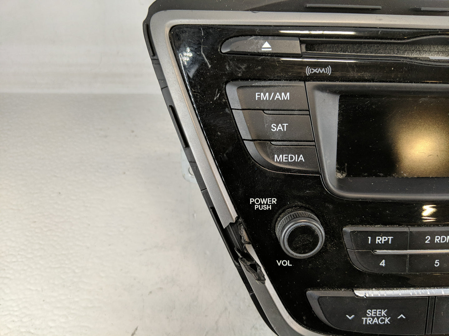 2014-2016 Hyundai Elantra Radio AM FM Cd Player Receiver Replacement P/N:96170-3X156GU Fits Fits 2014 2015 2016 OEM Used Aut