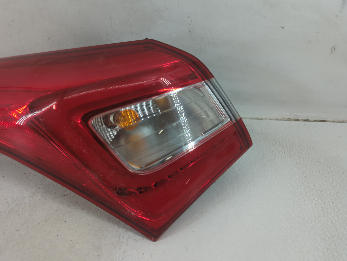 2014-2017 Hyundai Elantra Tail Light Assembly Driver Left OEM Fits Fits 2014 2015 2016 2017 OEM Used Auto Parts - Oemusedaut