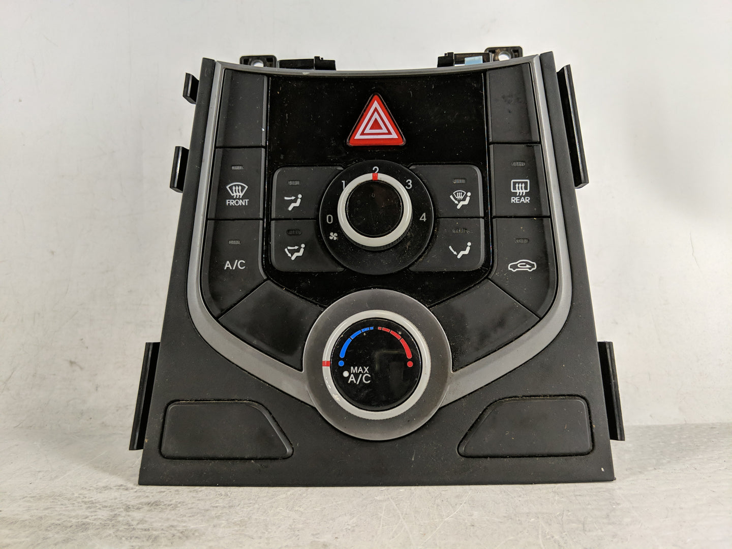 2014-2016 Hyundai Elantra Climate Control Module Temperature AC/Heater Replacement P/N:97250-3XCC1 Fits Fits 2014 2015 2016 