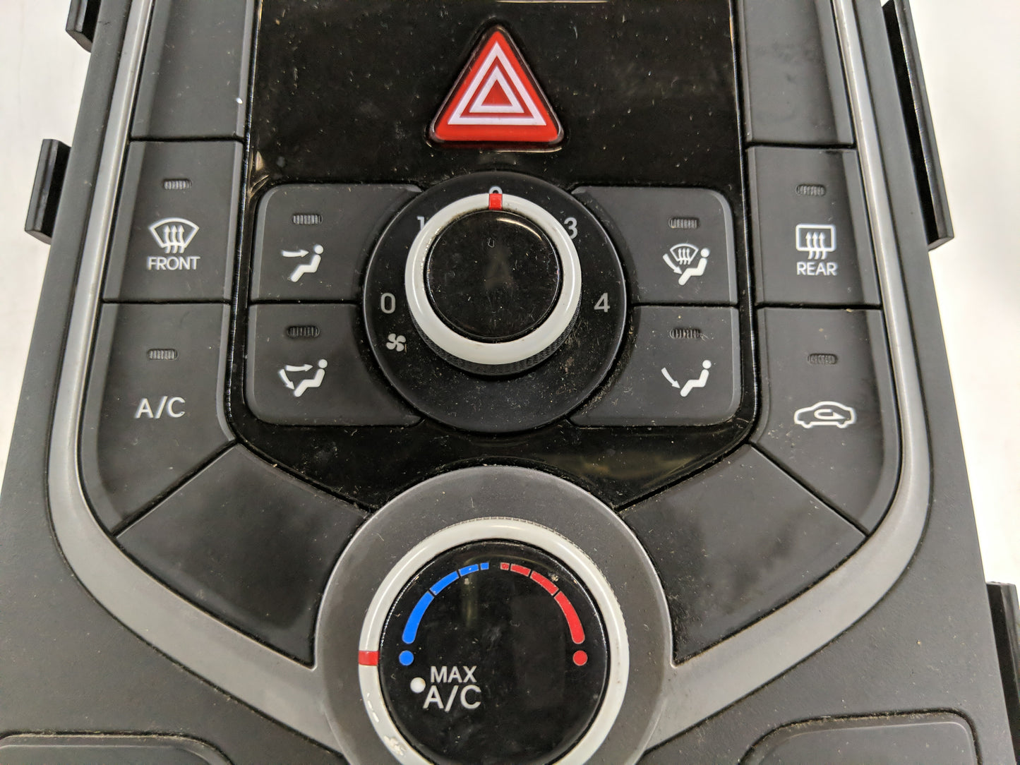 2014-2016 Hyundai Elantra Climate Control Module Temperature AC/Heater Replacement P/N:97250-3XCC1 Fits Fits 2014 2015 2016 