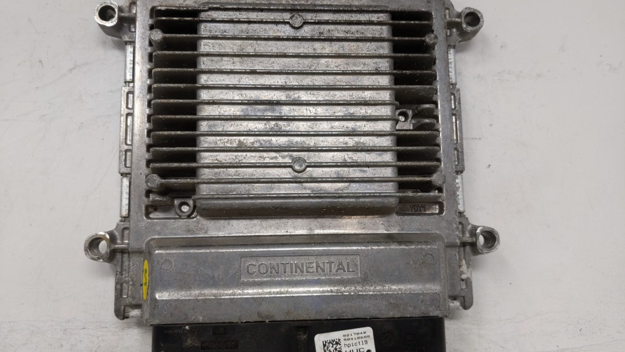 2014-2016 Hyundai Elantra PCM Engine Control Computer ECU ECM PCU OEM Fits OEM Used Auto Parts - Oemusedautoparts1.com