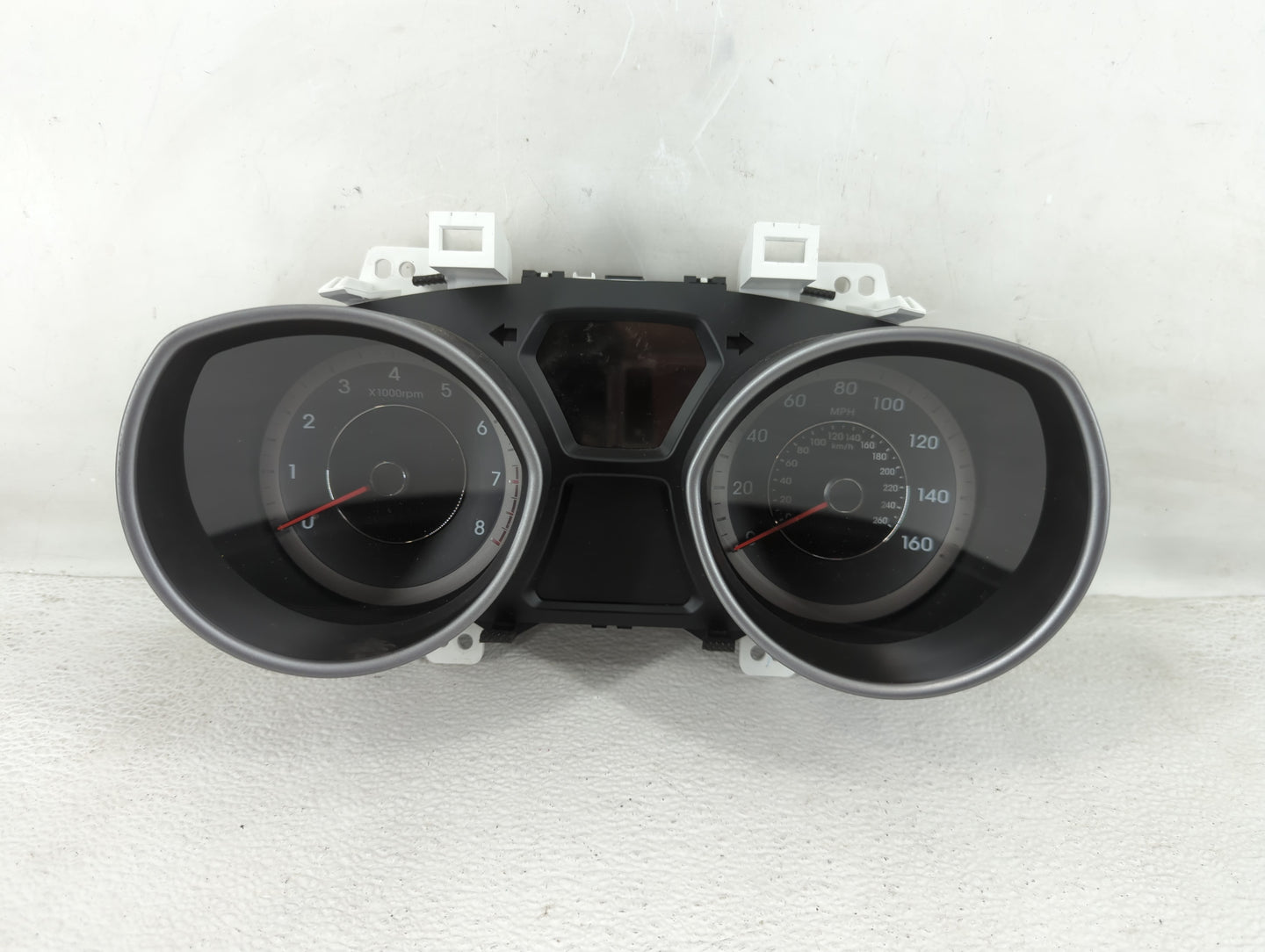 2014-2016 Hyundai Elantra Instrument Cluster Speedometer Gauges P/N:94004-3X210 Fits Fits 2014 2015 2016 OEM Used Auto Parts