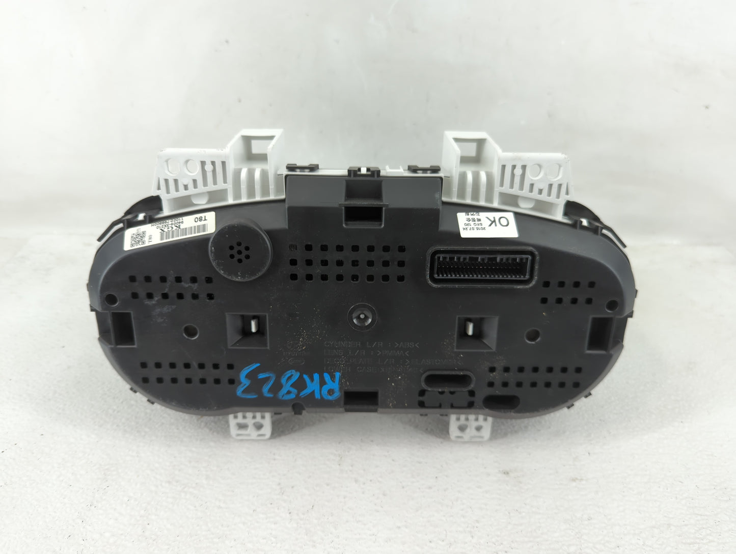 2014-2016 Hyundai Elantra Instrument Cluster Speedometer Gauges P/N:94004-3X210 Fits Fits 2014 2015 2016 OEM Used Auto Parts