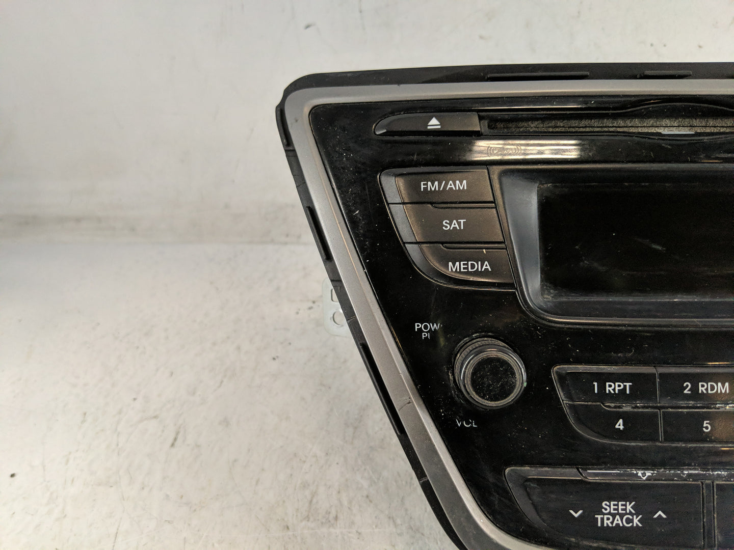 2014-2016 Hyundai Elantra Radio AM FM Cd Player Receiver Replacement P/N:96170-3X156GU Fits Fits 2014 2015 2016 OEM Used Aut