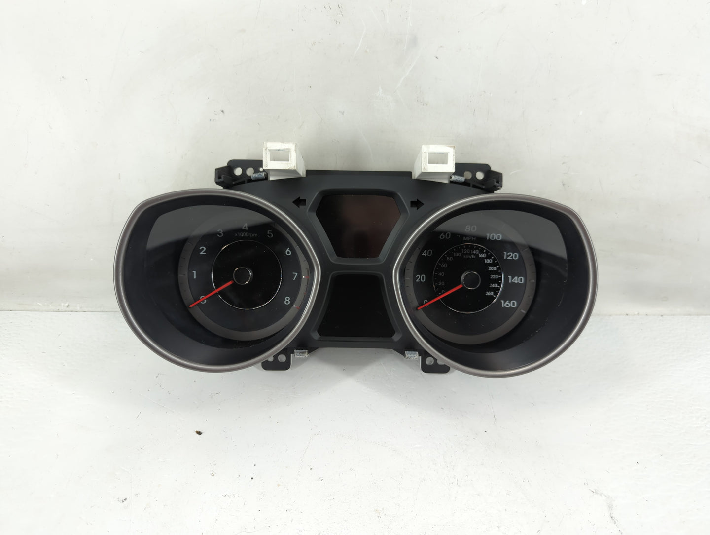 2014-2016 Hyundai Elantra Instrument Cluster Speedometer Gauges P/N:94004-3Y010 Fits Fits 2014 2015 2016 OEM Used Auto Parts