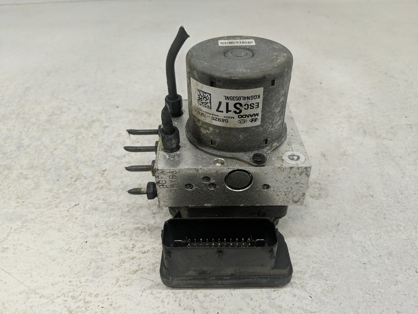 2014-2016 Hyundai Elantra ABS Pump Control Module Replacement P/N:BE6003G510 Fits Fits 2014 2015 2016 OEM Used Auto Parts - 