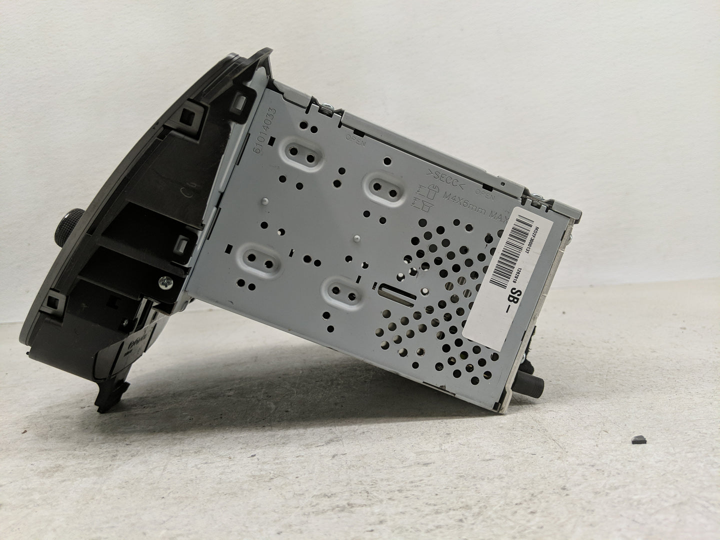 2014-2016 Hyundai Elantra Radio AM FM Cd Player Receiver Replacement P/N:96180-3X165GU Fits Fits 2014 2015 2016 OEM Used Aut