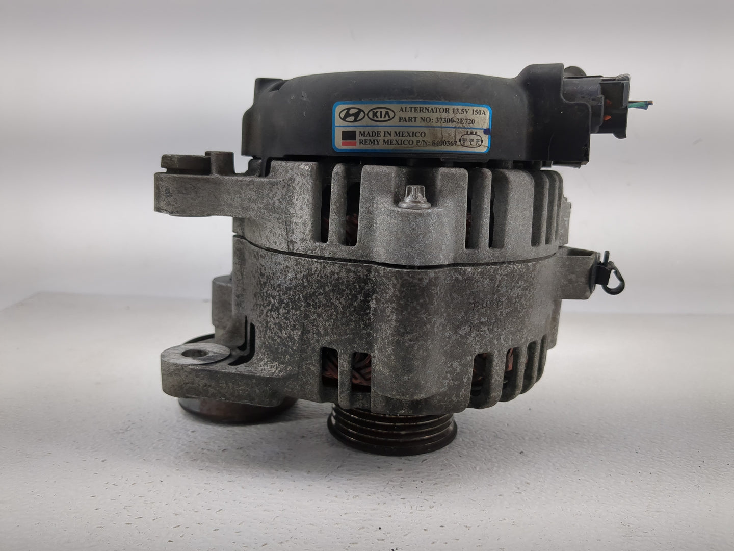 2016 Hyundai Elantra Alternator Replacement Generator Charging Assembly Engine OEM P/N:8400367 37300-2E720 Fits OEM Used Aut