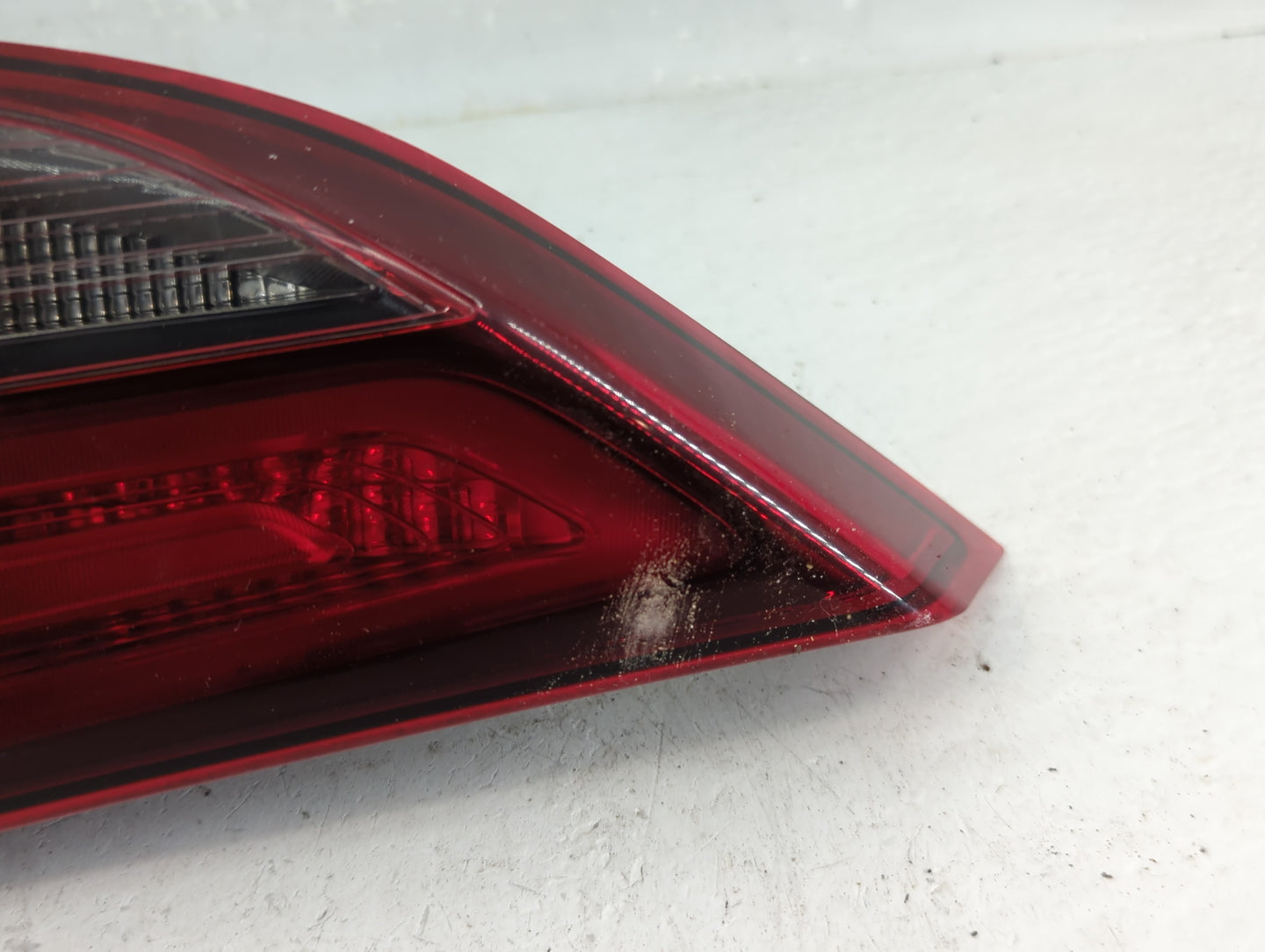 2014-2016 Hyundai Elantra Tail Light Assembly Passenger Right OEM P/N:92404-3Y5 Fits Fits 2014 2015 2016 OEM Used Auto Parts