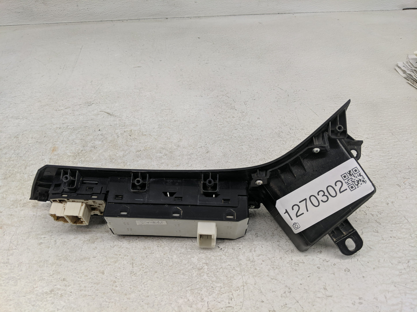 2014-2016 Hyundai Elantra Master Power Window Switch Replacement Driver Side Left P/N:82730-3X000 Fits Fits 2014 2015 2016 O