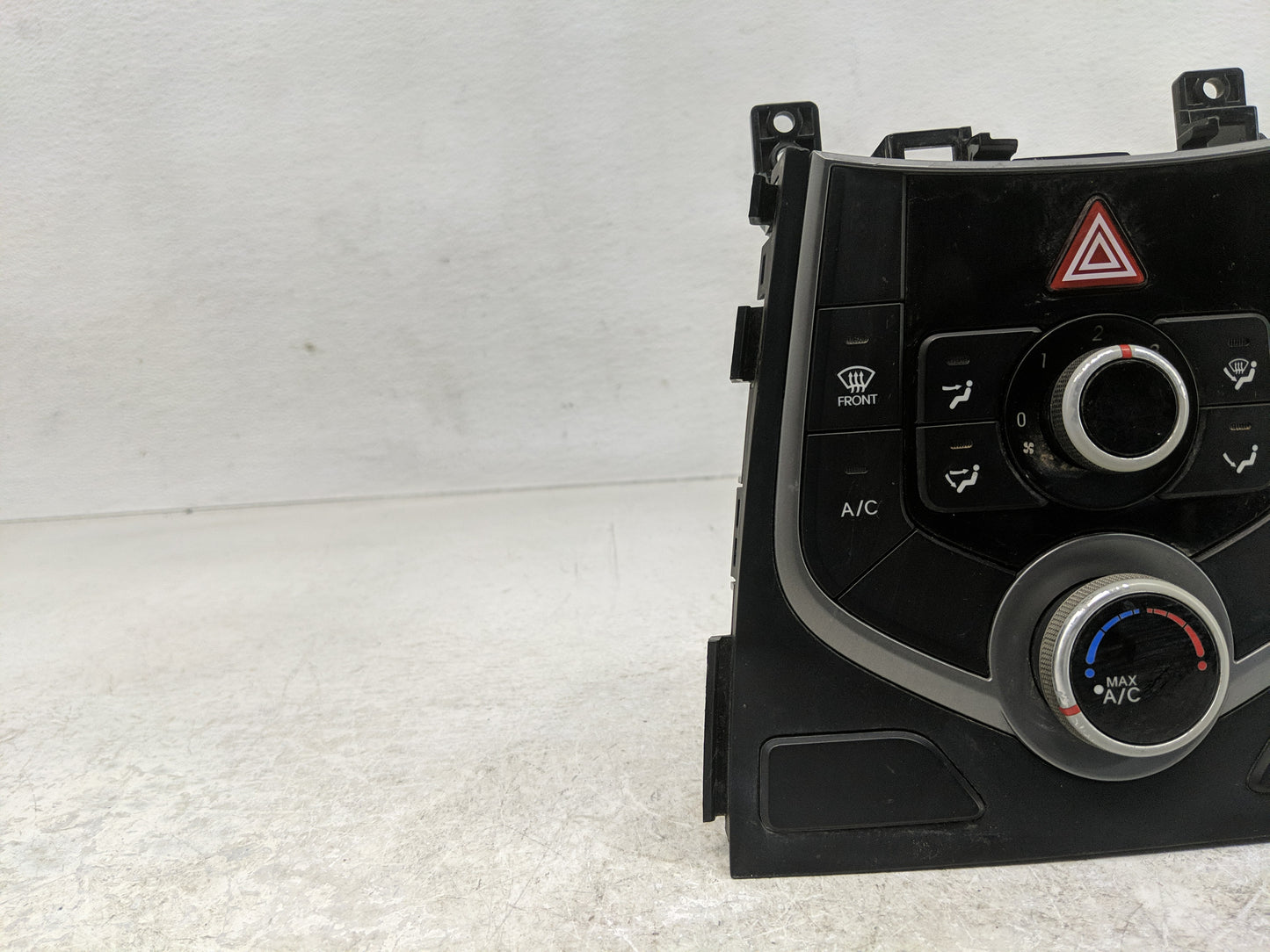 2014-2016 Hyundai Elantra Climate Control Module Temperature AC/Heater Replacement P/N:97250-3XCC1 C500-ATDCF Fits OEM Used 