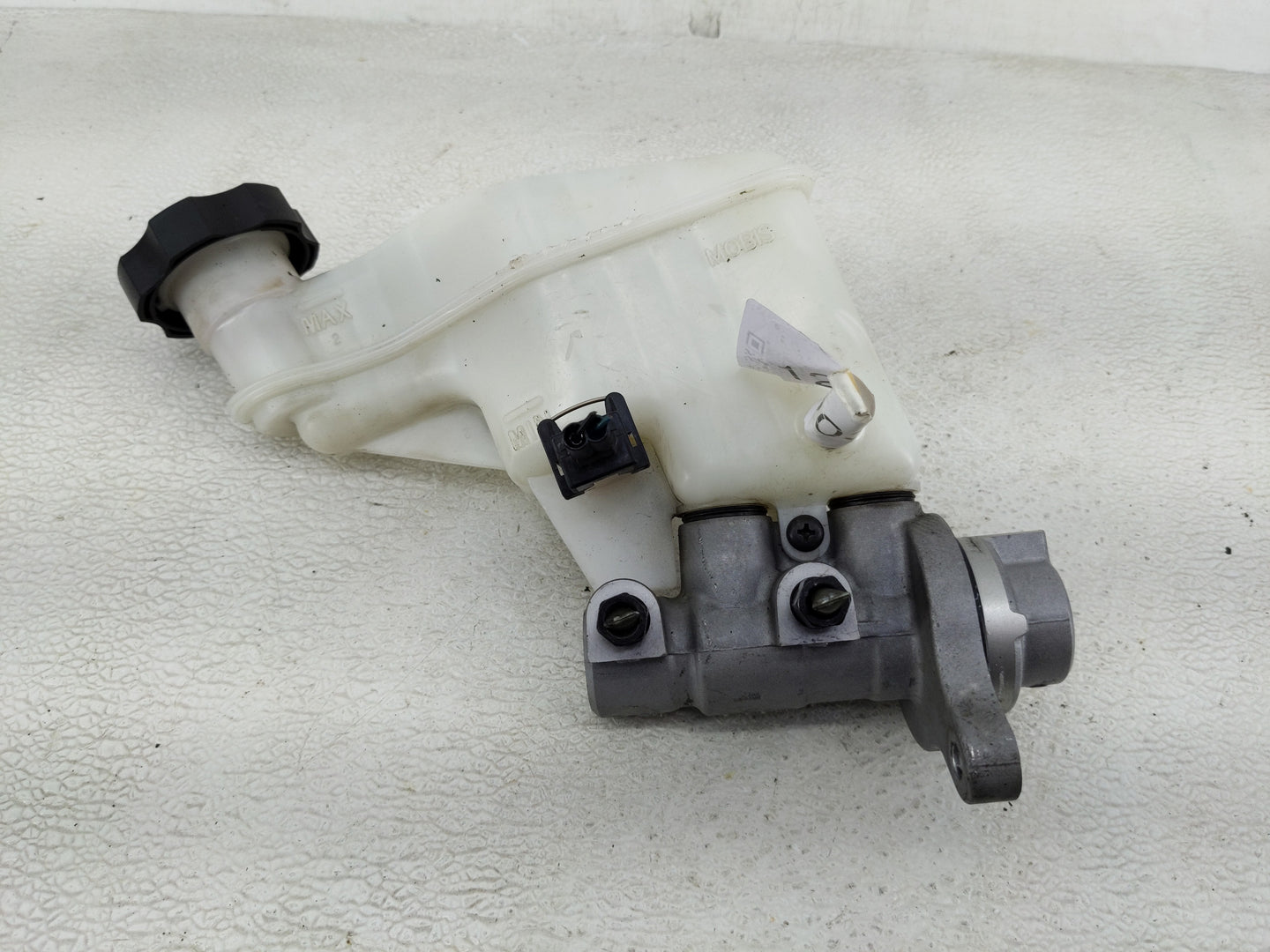 2016 Hyundai Elantra Power Brake Booster Oem 1290392 - Oemusedautoparts1.com