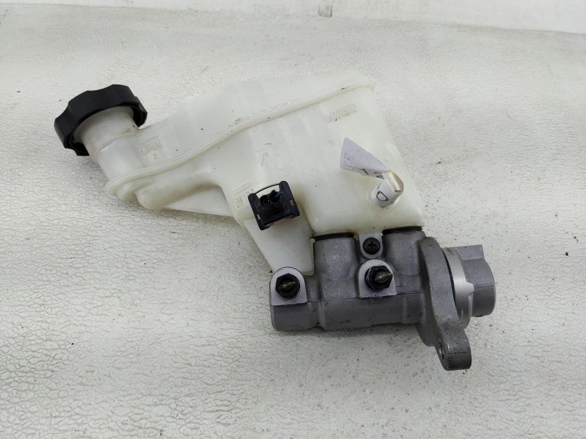 2016 Hyundai Elantra Power Brake Booster Oem 1290392 - Oemusedautoparts1.com