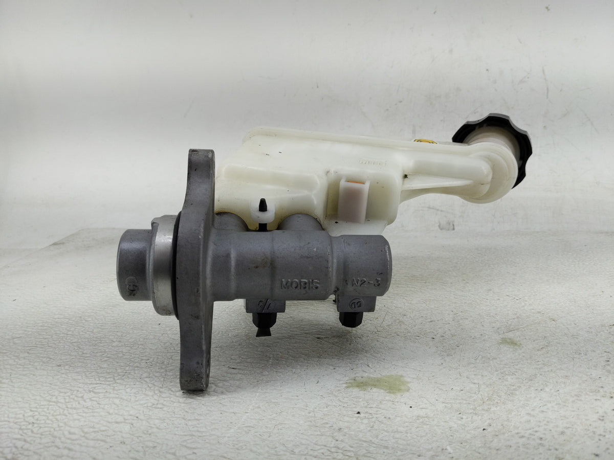 2016 Hyundai Elantra Power Brake Booster Oem 1290392 - Oemusedautoparts1.com