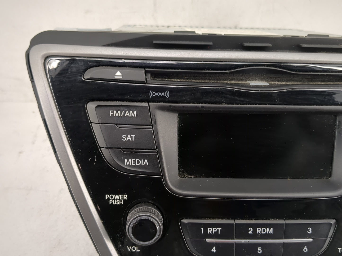 2014-2016 Hyundai Elantra Radio AM FM Cd Player Receiver Replacement P/N:96170-3X156GU Fits Fits 2014 2015 2016 OEM Used Aut