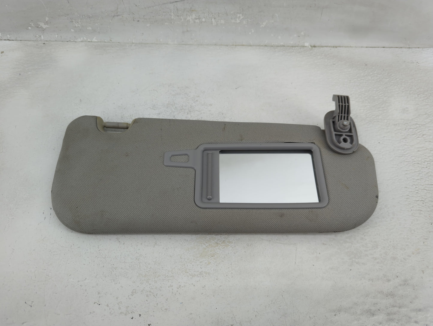 2013-2017 Hyundai Elantra Sun Visor Shade Replacement Passenger Right Mirror Fits Fits 2013 2014 2015 2016 2017 OEM Used Aut