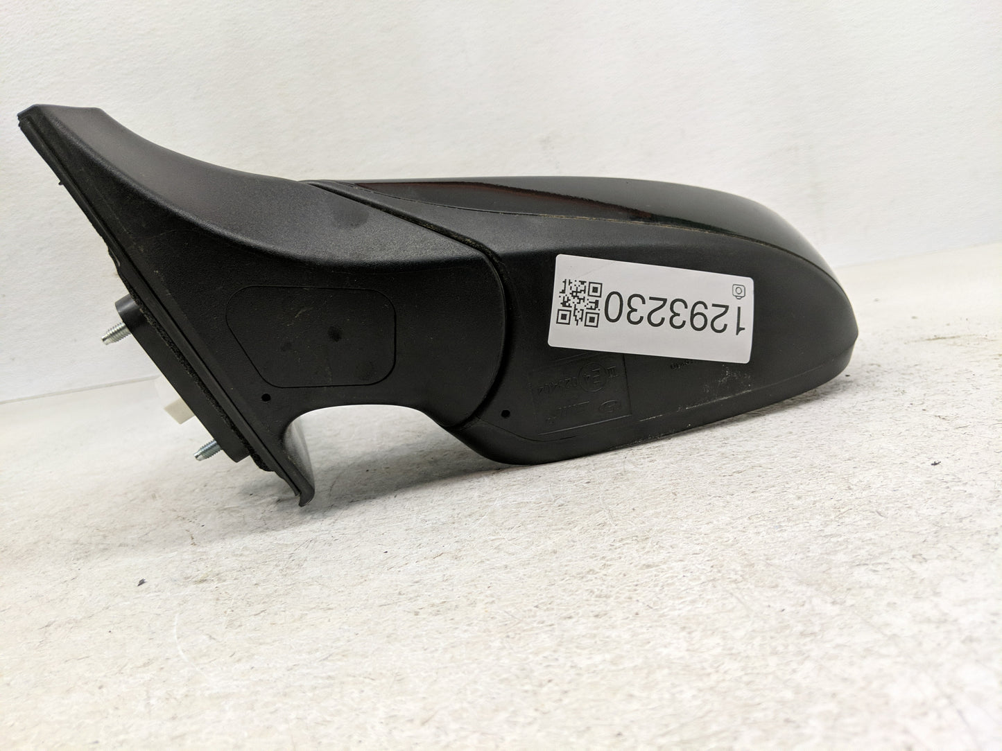 2014-2017 Hyundai Elantra Driver Side View Mirror - Left Door Mirror OEM Used - Oemusedautoparts1.com
