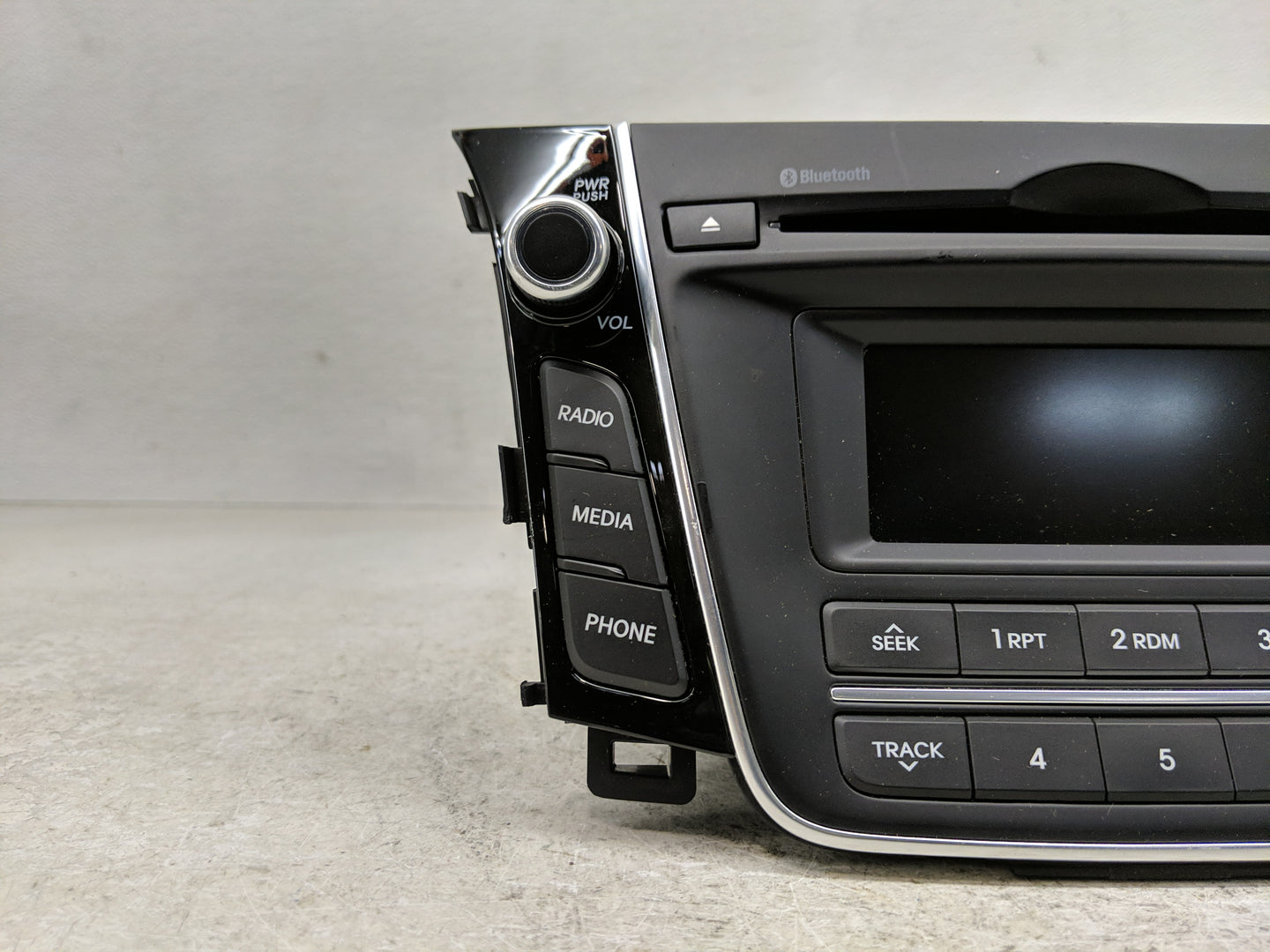 2016-2017 Hyundai Elantra Radio AM FM Cd Player Receiver Replacement P/N:96170-A5260GU Fits Fits 2016 2017 OEM Used Auto Par
