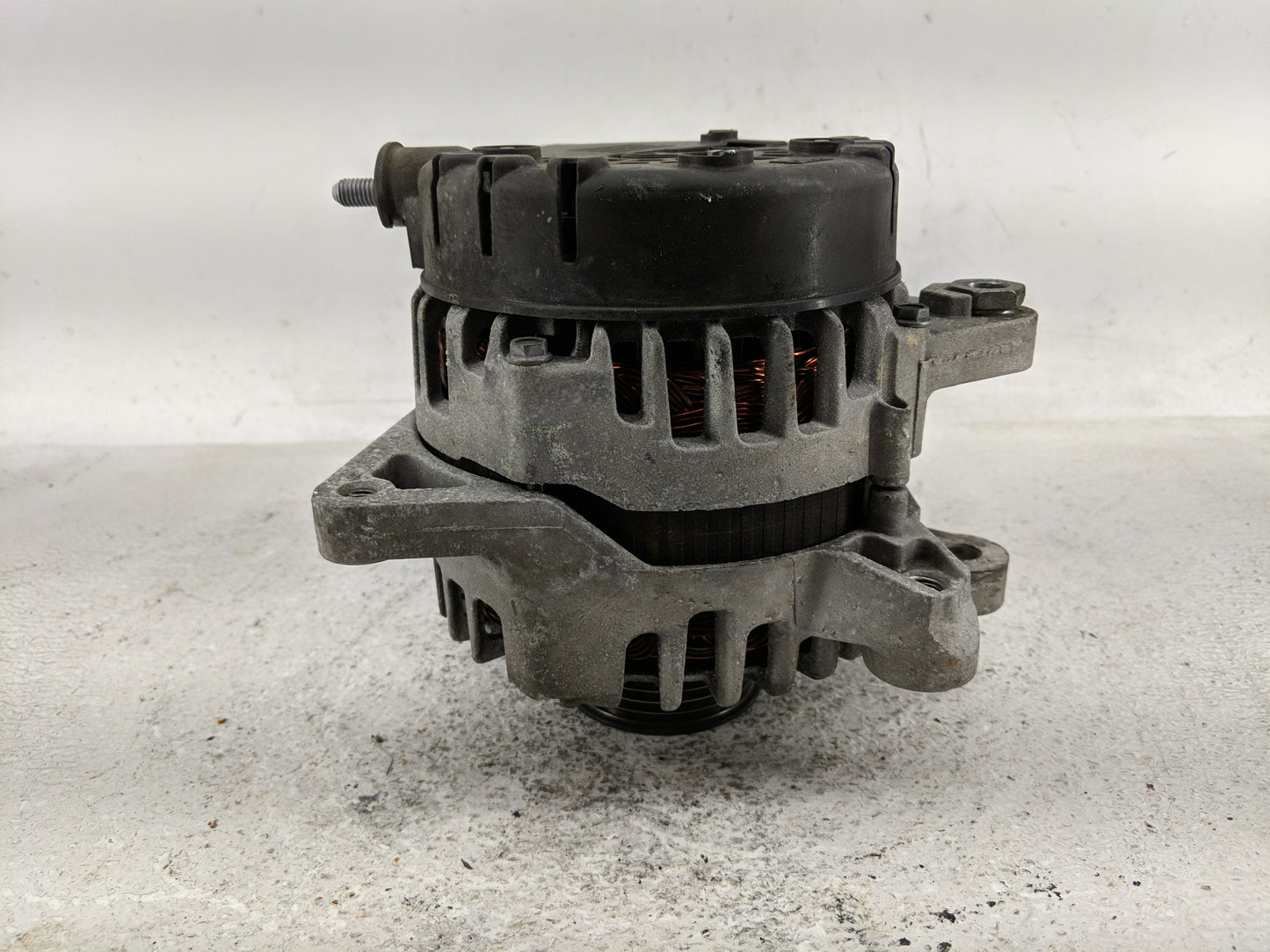 2014-2016 Hyundai Elantra Alternator Replacement Generator Charging Assembly Engine OEM P/N:37300-2E820 2624670 Fits OEM Use