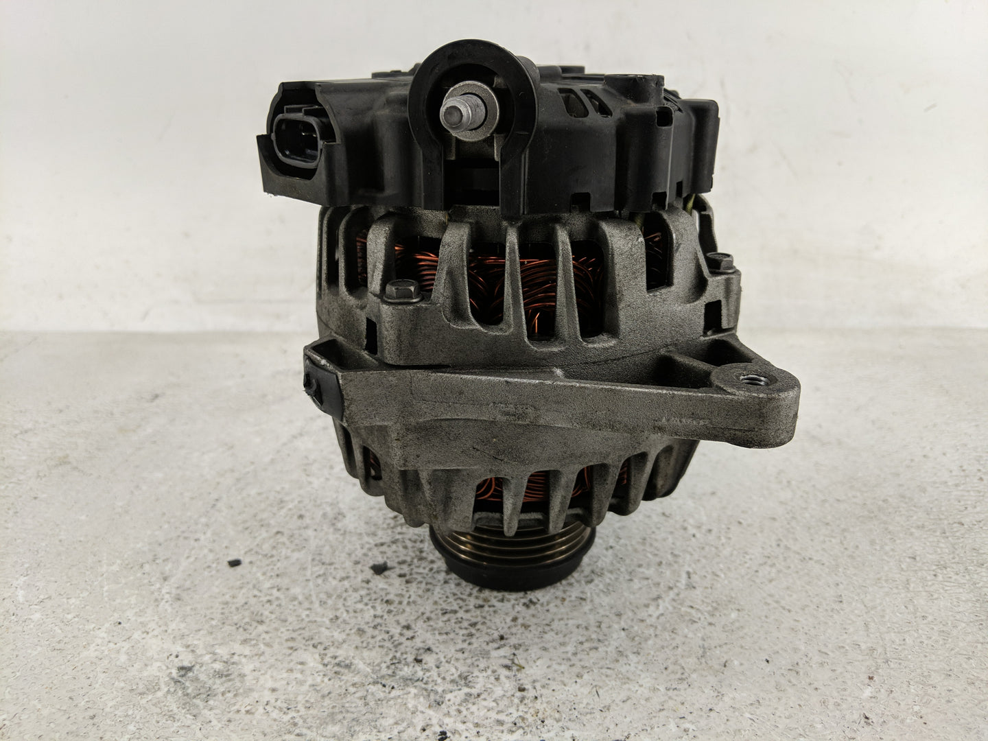 2011-2018 Hyundai Elantra Alternator Replacement Generator Charging Assembly Engine OEM P/N:37300-2E200 2610428 Fits OEM Use