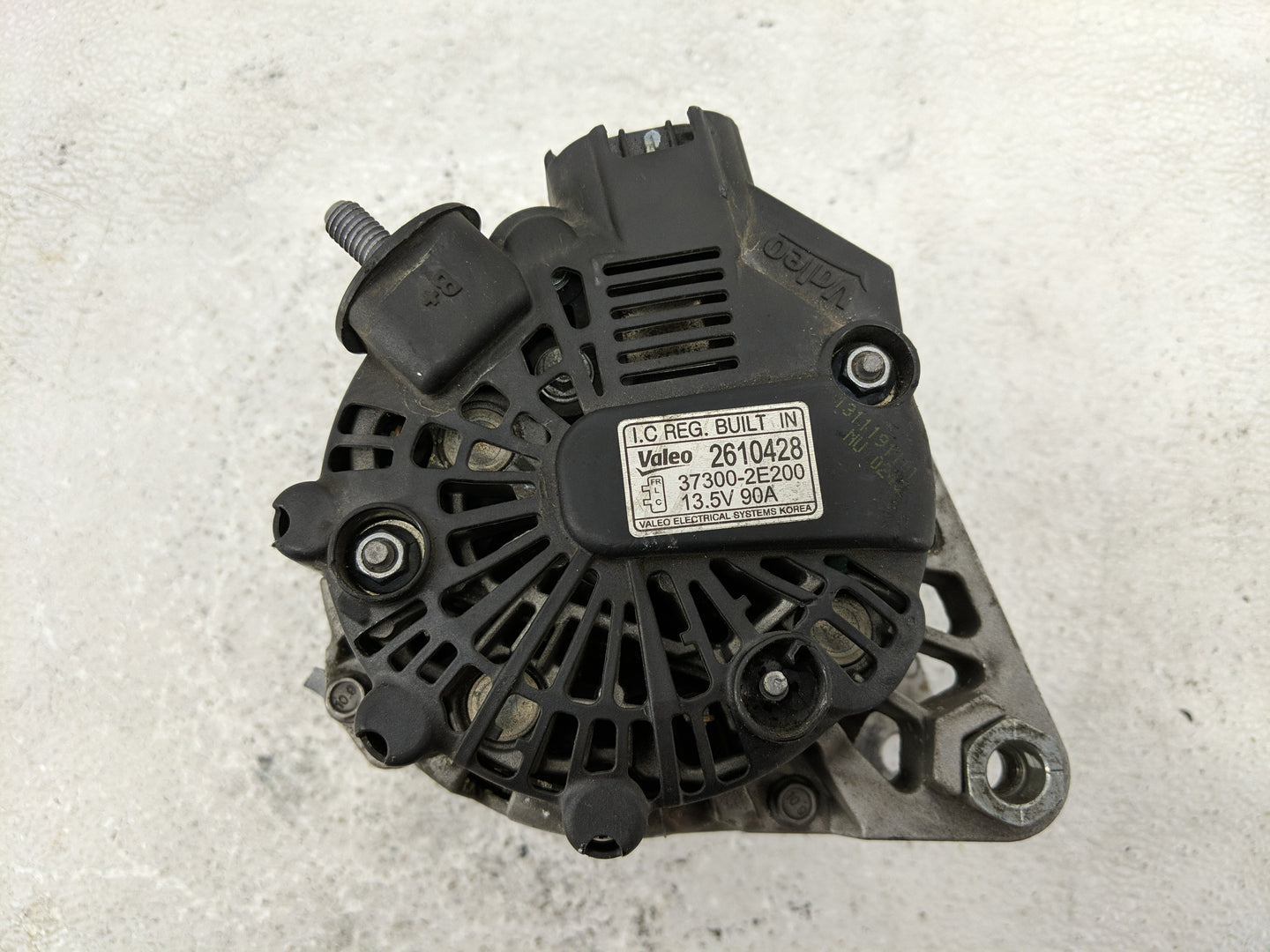 2011-2018 Hyundai Elantra Alternator Replacement Generator Charging Assembly Engine OEM P/N:37300-2E200 2610428 Fits OEM Use