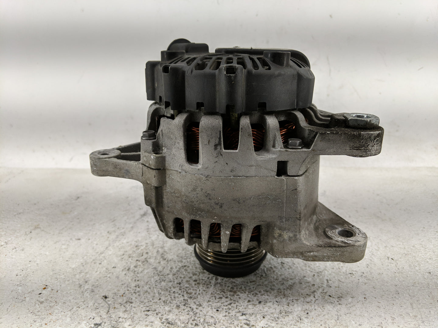 2011-2018 Hyundai Elantra Alternator Replacement Generator Charging Assembly Engine OEM P/N:37300-2E200 2610428 Fits OEM Use