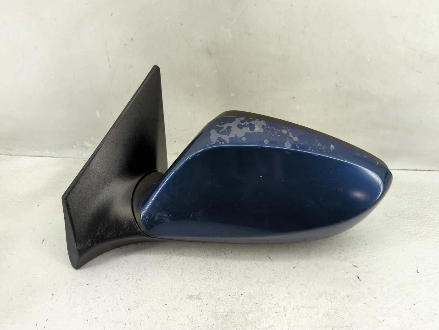 2015-2016 Hyundai Elantra Driver Side View Mirror - Left Door Mirror OEM Used - Oemusedautoparts1.com