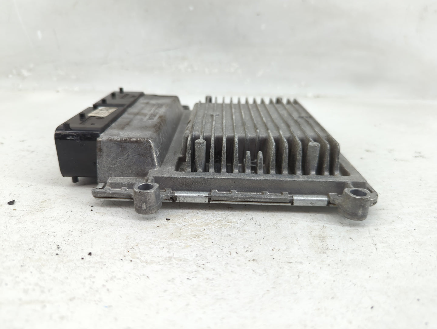 2014-2016 Hyundai Elantra PCM Engine Control Computer ECU ECM PCU OEM P/N:39101-2EML6 39100-2EML6 Fits Fits 2014 2015 2016 O