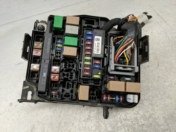 2014-2016 Hyundai Elantra Fusebox Fuse Box Panel Relay Module P/N:91951-3X710 Fits Fits 2014 2015 2016 OEM Used Auto Parts
