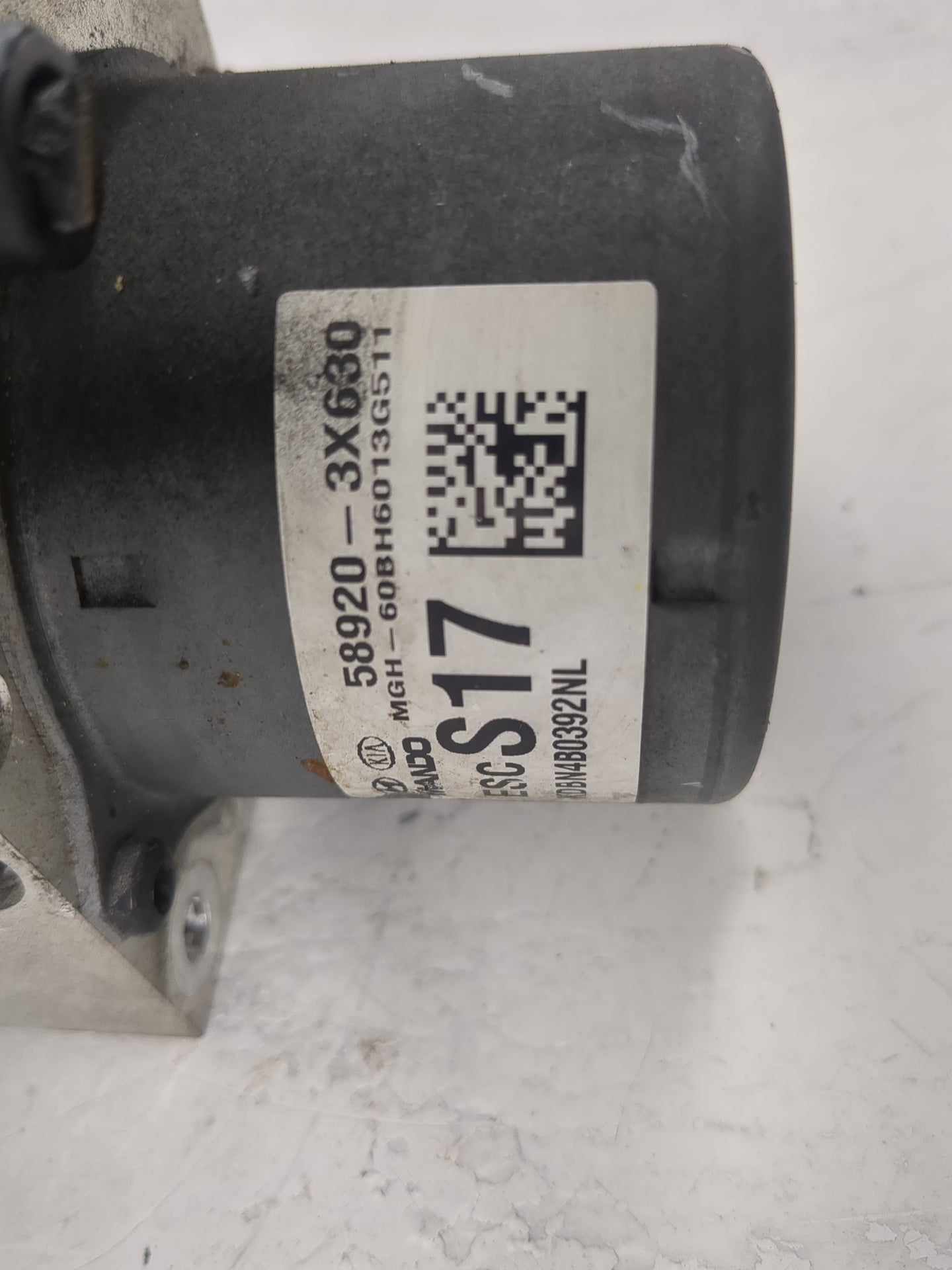 2014-2016 Hyundai Elantra ABS Pump Control Module Replacement P/N:58920-3X630 BE6003G510 Fits Fits 2014 2015 2016 OEM Used A
