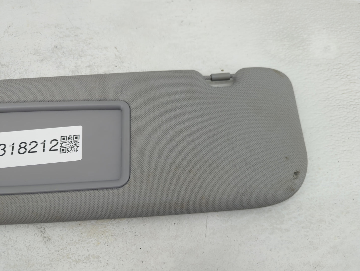 2014-2016 Hyundai Elantra Sun Visor Shade Replacement Driver Left Mirror Fits Fits 2014 2015 2016 OEM Used Auto Parts - Oemu