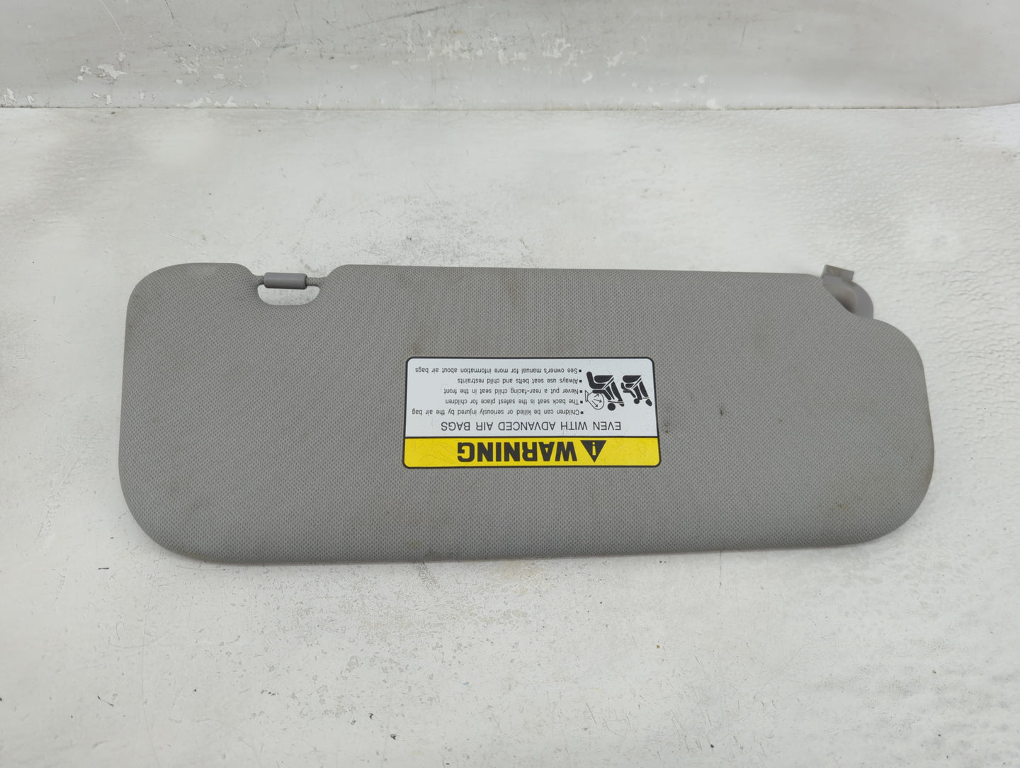 2014-2016 Hyundai Elantra Sun Visor Shade Replacement Driver Left Mirror Fits Fits 2014 2015 2016 OEM Used Auto Parts - Oemu